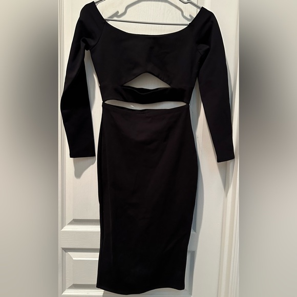 Donna Mizani Long Sleeve Marilyn Off Shoulder Cutout Bodycon Midi Dress in Black - Picture 2 of 10